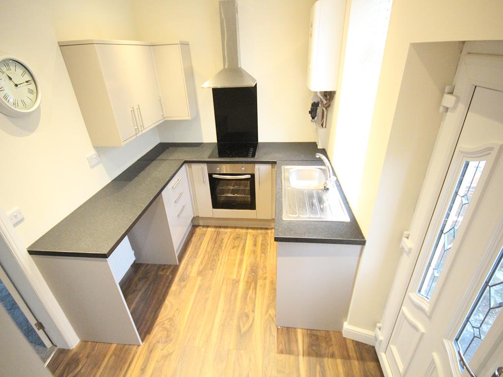 2 bedroom mid terrace house To Let in Earby - 2017-02-25 11.13.40-2.jpg